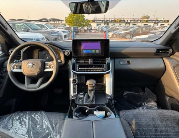 TOYOTA LANDCRUISER Image 2