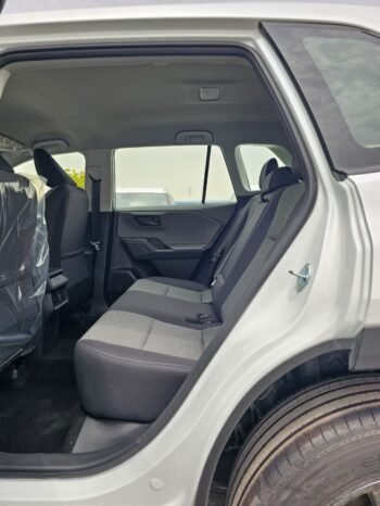 TOYOTA RAV4 Image 8