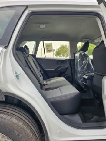 TOYOTA RAV4 Image 7