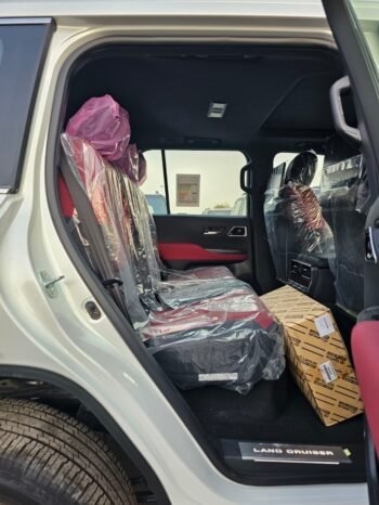 TOYOTA LANDCRUISER Image 14