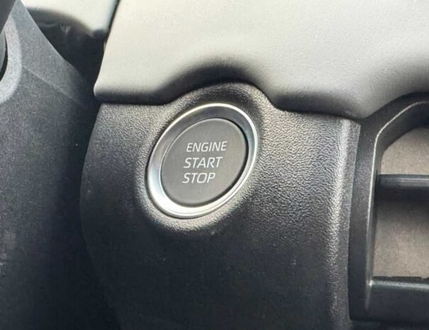 TOYOTA RAV4 Image 6