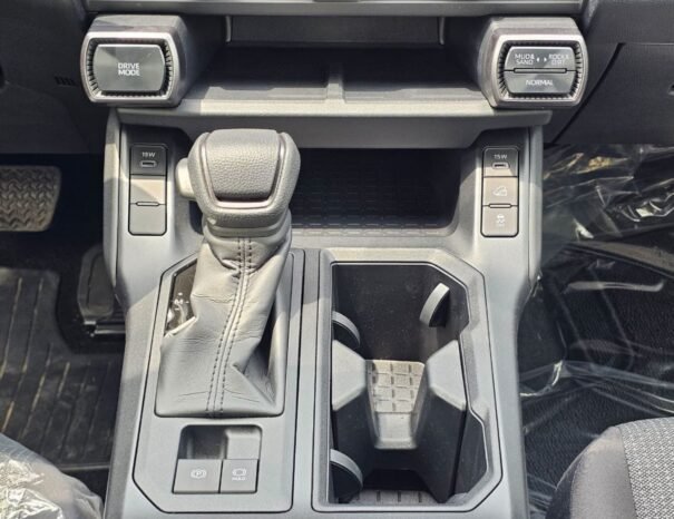 TOYOTA RAV4 Image 4