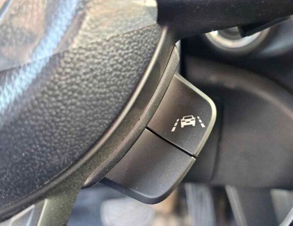 SUZUKI SWIFT Image 11