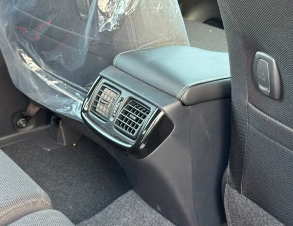 TOYOTA HILUX Image 18