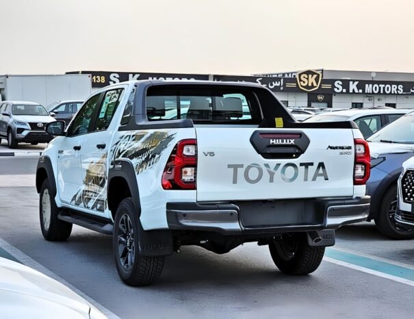 TOYOTA HILUX Image 15