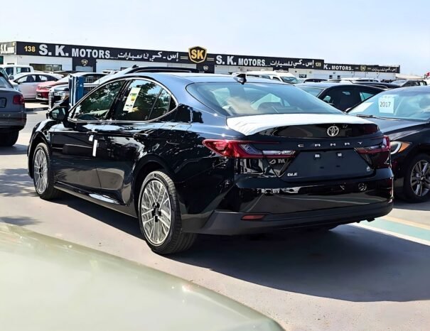 TOYOTA CAMRY Image 14