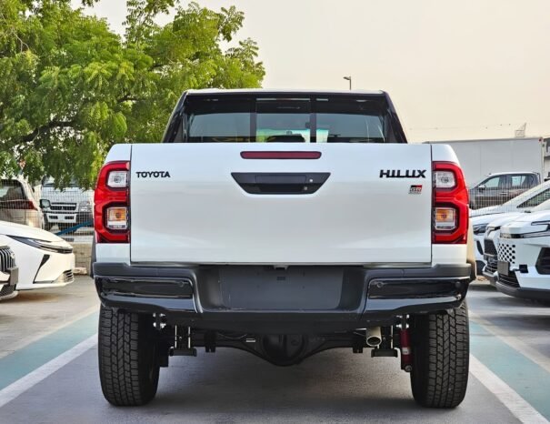 TOYOTA HILUX Image 14