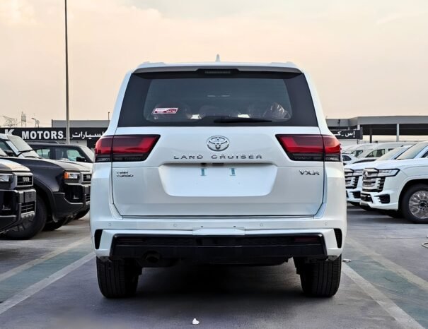 TOYOTA LANDCRUISER Image 21