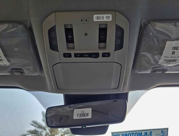 TOYOTA HIGHLANDER Image 12
