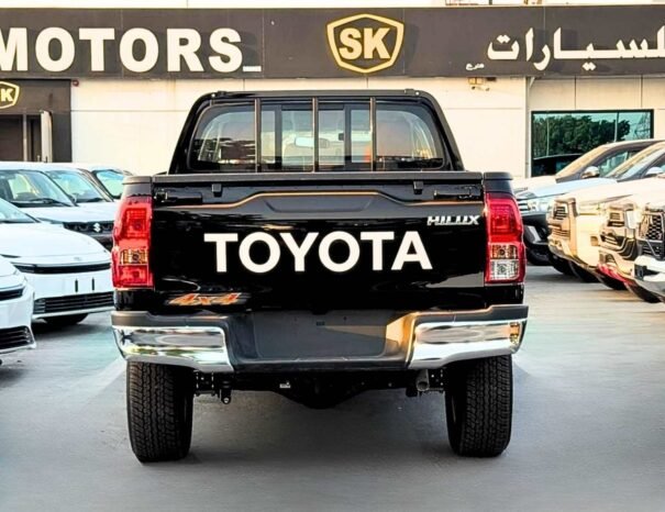 TOYOTA HILUX Image 11