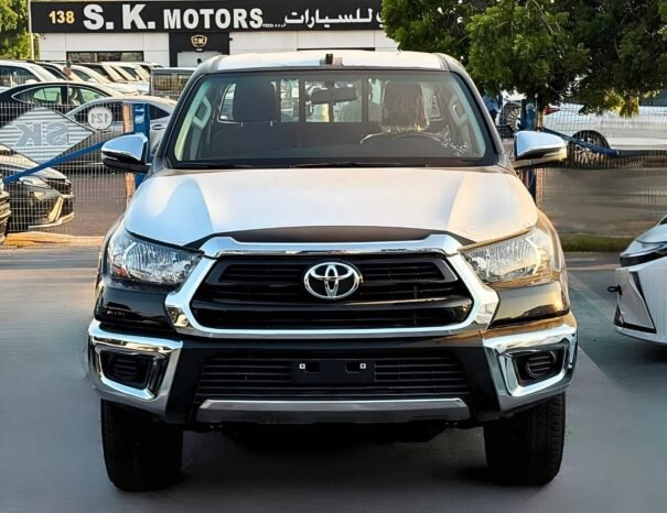 TOYOTA HILUX 2026 PETROL V4 2.7 A/T