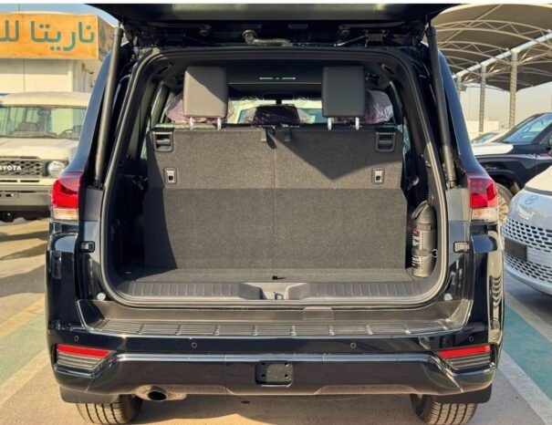 TOYOTA LANDCRUISER Image 15