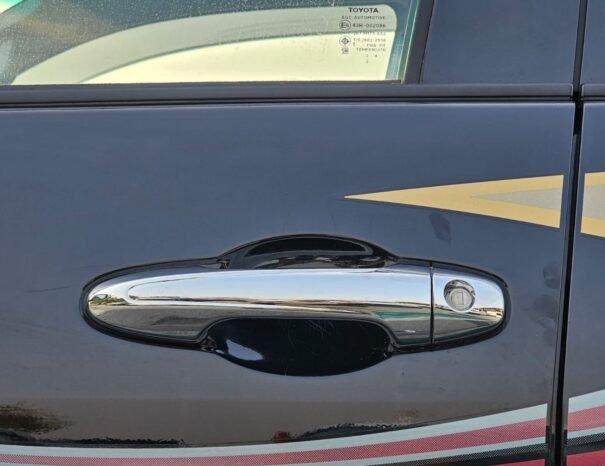 TOYOTA HILUX Image 22