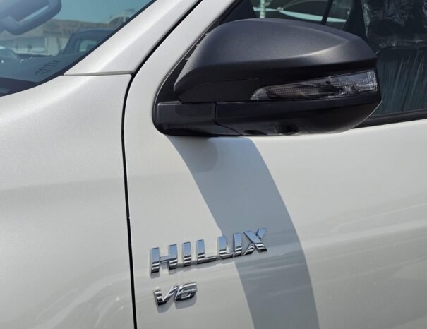 TOYOTA HILUX Image 26