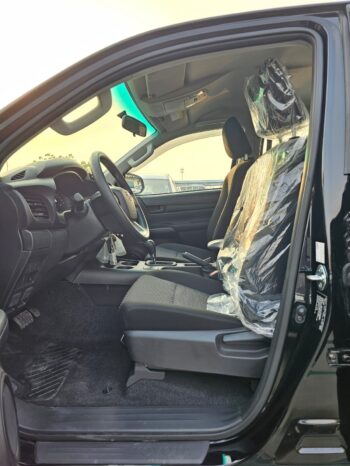 TOYOTA HILUX Image 12
