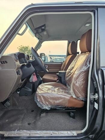 TOYOTA LANDCRUISER HARD-TOP Image 27