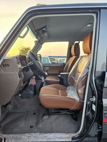 TOYOTA LANDCRUISER HARD-TOP Image 25