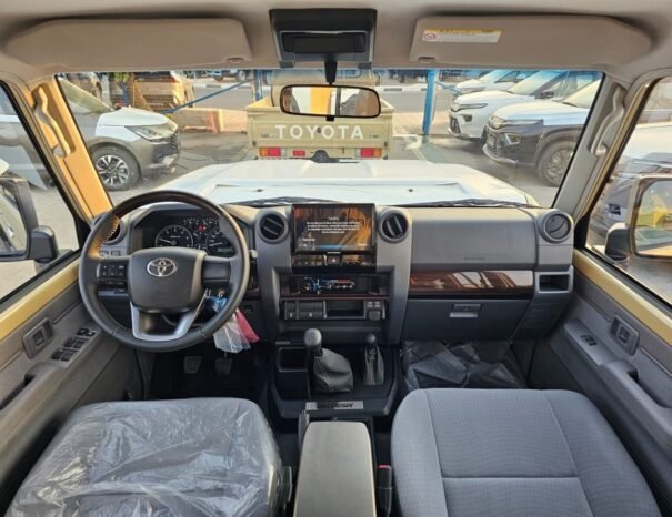 TOYOTA LANDCRUISER HARD-TOP Image 3
