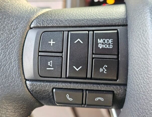 TOYOTA LAND CRUISER PICKUP Image 4