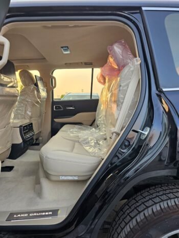 TOYOTA LANDCRUISER Image 15