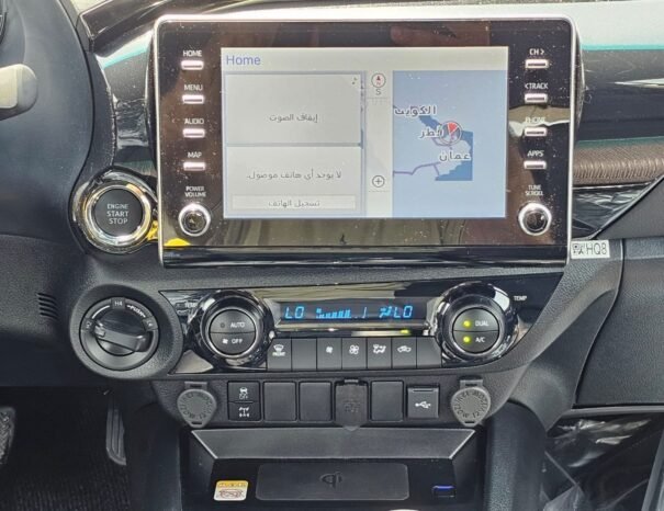 TOYOTA HILUX Image 5