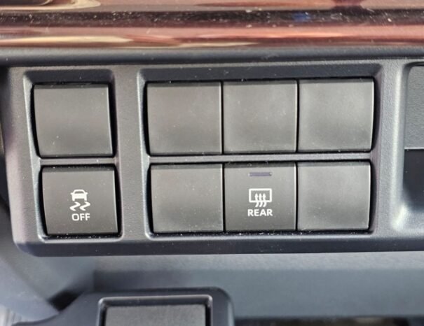 TOYOTA LANDCRUISER HARD-TOP Image 5