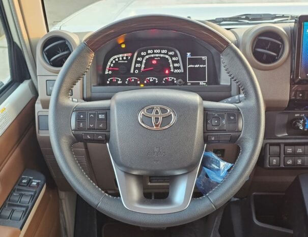 TOYOTA LANDCRUISER HARD-TOP Image 7
