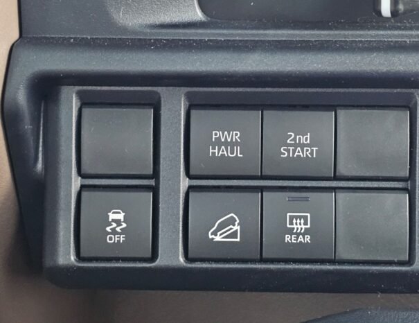TOYOTA LANDCRUISER HARD-TOP Image 6