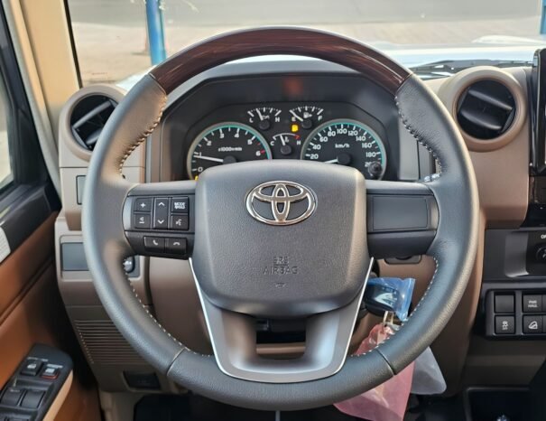 TOYOTA LANDCRUISER HARD-TOP Image 7