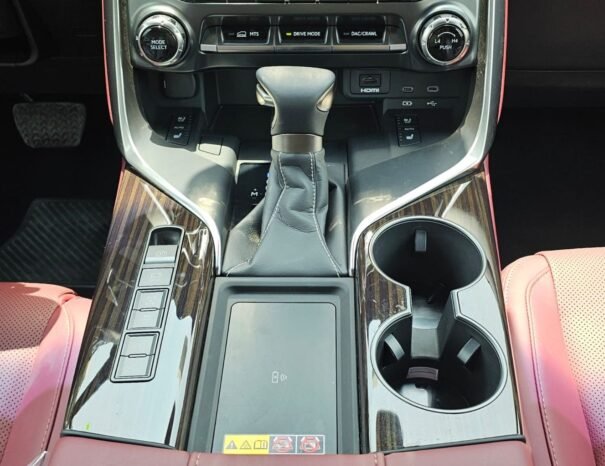LEXUS LX 600 Image 6