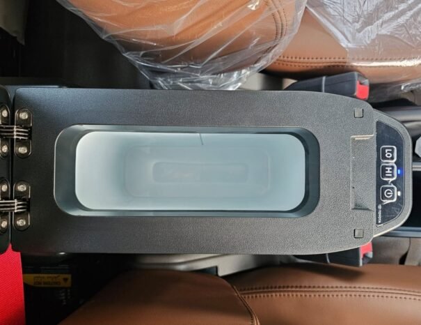 TOYOTA LAND CRUISER PICKUP Image 11