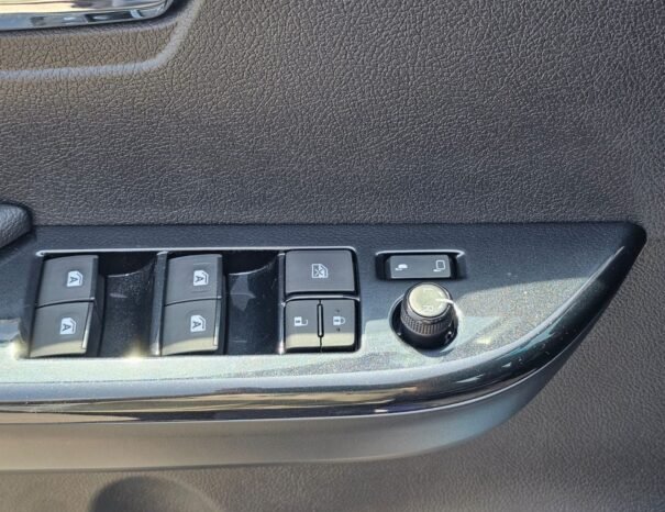 TOYOTA HILUX Image 12