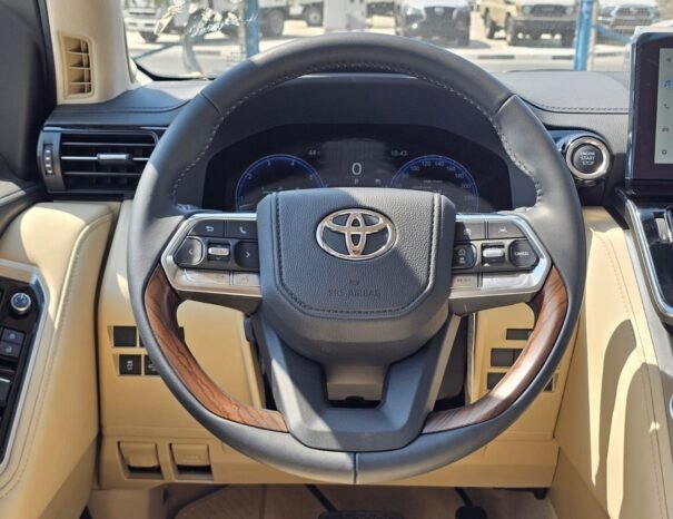TOYOTA LANDCRUISER Image 7