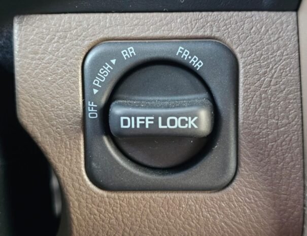 TOYOTA LANDCRUISER HARD-TOP Image 11