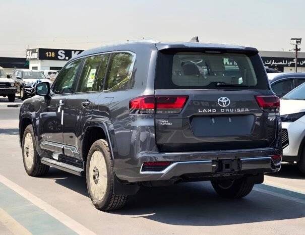 TOYOTA LANDCRUISER Image 18