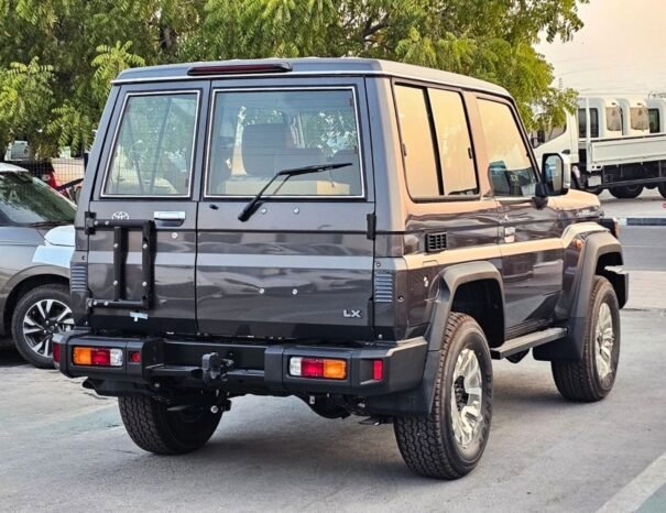 TOYOTA LANDCRUISER HARD-TOP Image 18