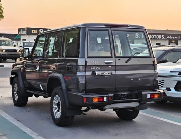 TOYOTA LANDCRUISER HARD-TOP Image 18