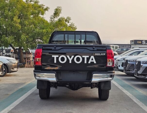 TOYOTA HILUX Image 18
