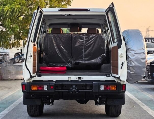 TOYOTA LANDCRUISER HARD-TOP Image 23