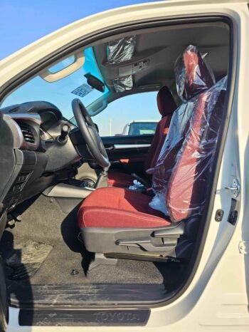 TOYOTA HILUX Image 23
