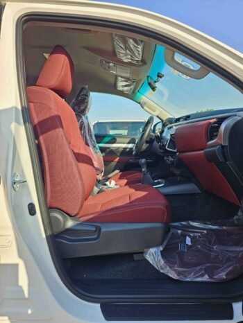 TOYOTA HILUX Image 13