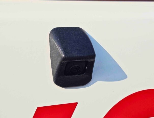 TOYOTA HILUX Image 17