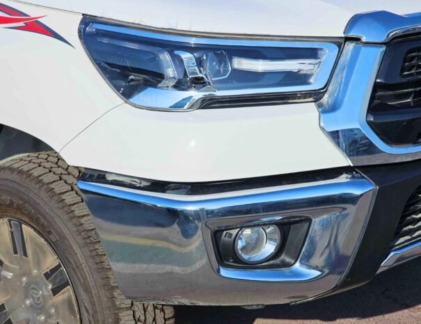 TOYOTA HILUX Image 19