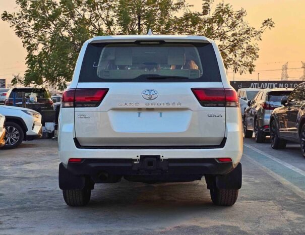TOYOTA LANDCRUISER Image 18