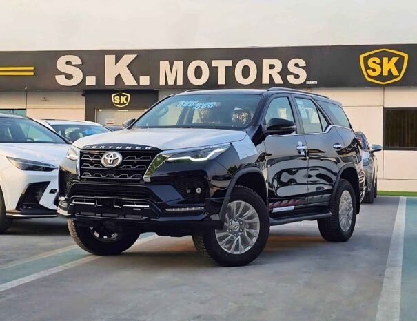 TOYOTA FORTUNER Image 14