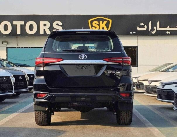 TOYOTA FORTUNER Image 17