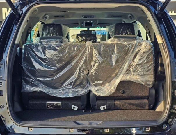 TOYOTA FORTUNER Image 19