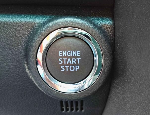 TOYOTA FORTUNER Image 24