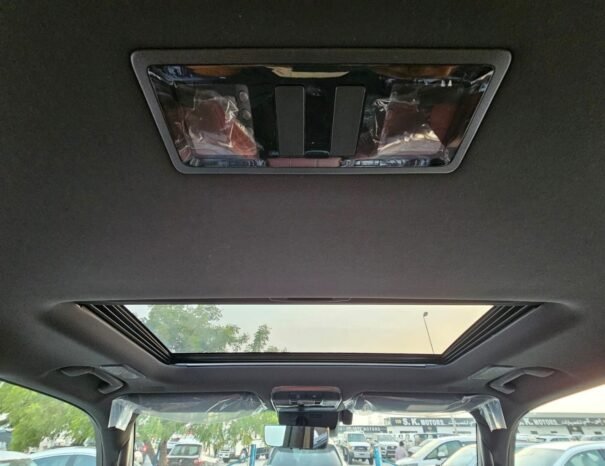 LEXUS LX 600 Image 12