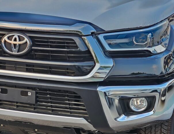 TOYOTA HILUX Image 23